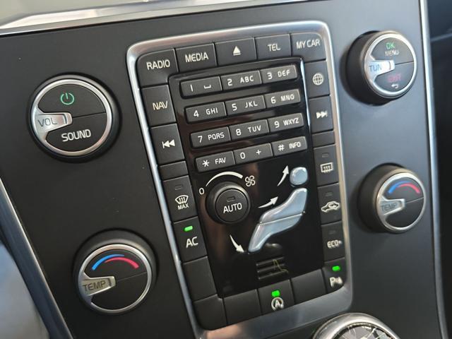 VOLVO XC60 D4 Geartronic Business