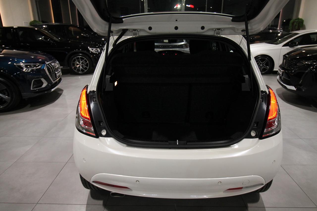 LANCIA YPSILON 1.3 MJT PLATINO