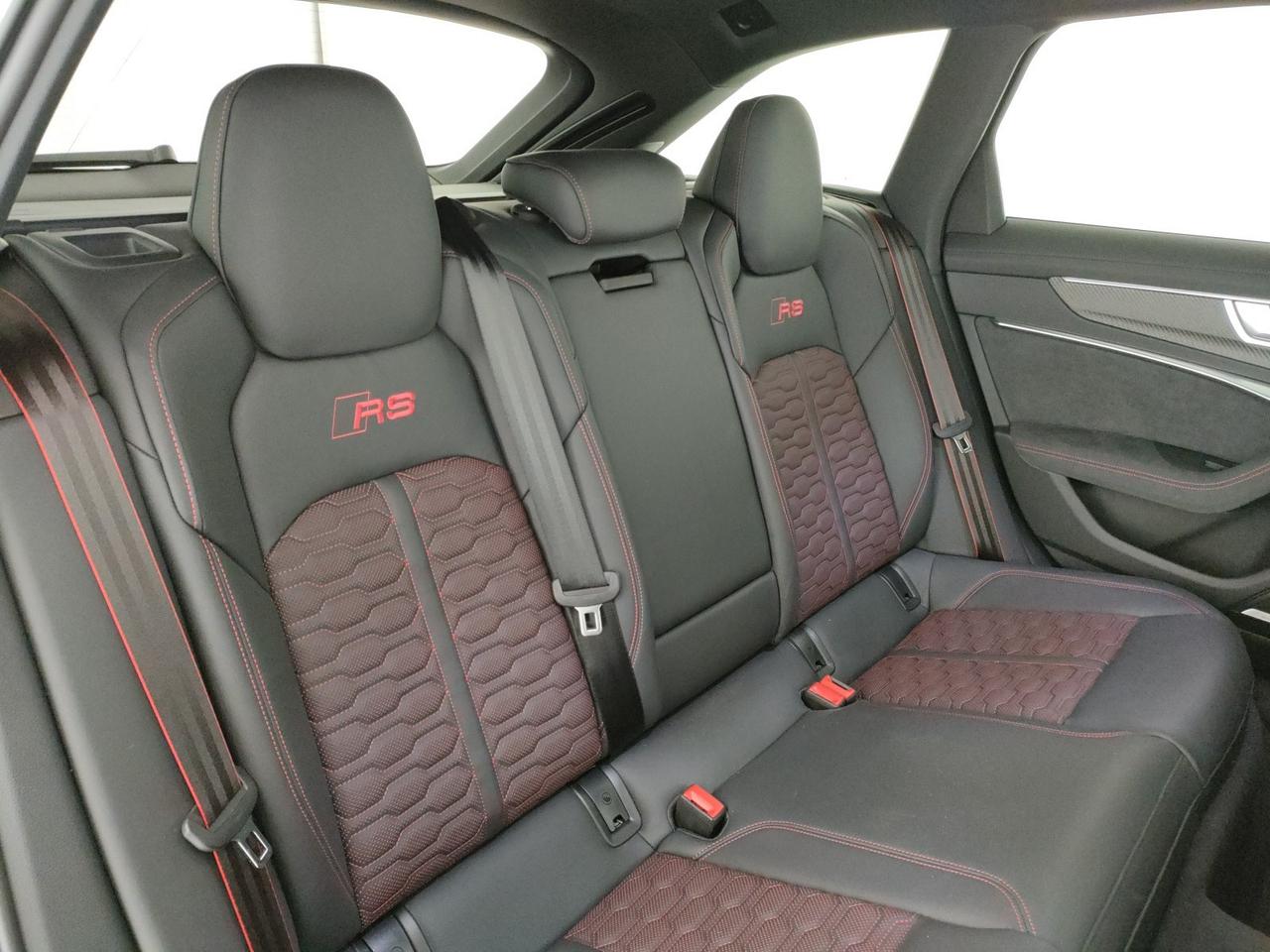 Audi RS6 avant 4.0 mhev performance quattro tiptronic