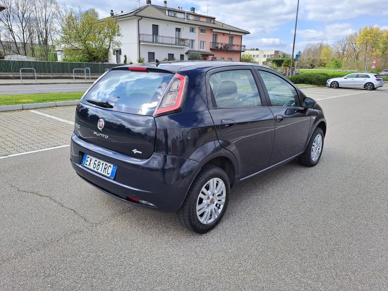 Fiat Punto 1.4 8V 5 porte Natural Power Benzina e Metano*Neopatentati