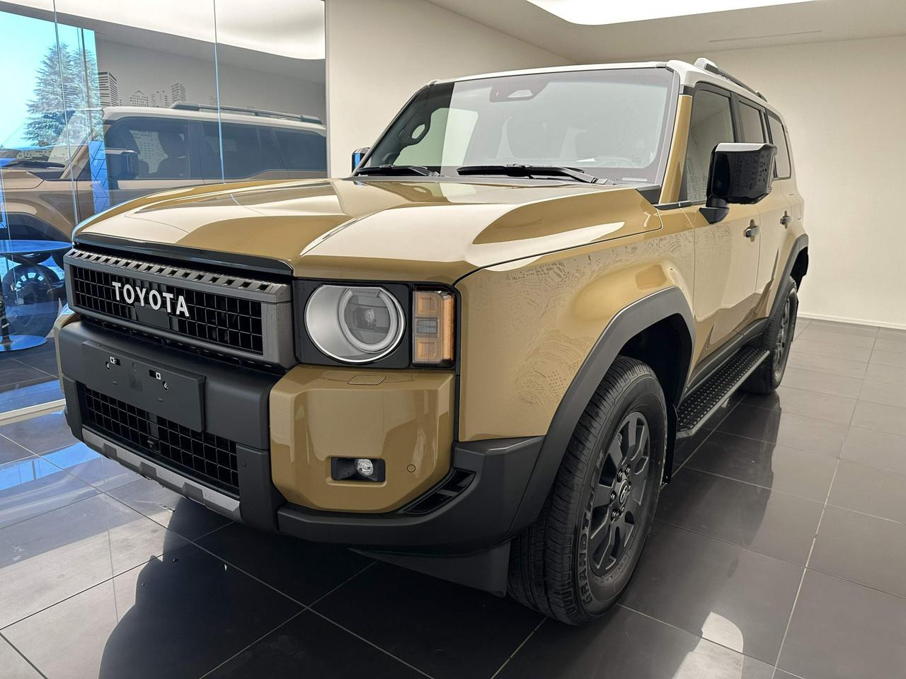 Toyota Land Cruiser 2.8 d-4d First Edition awd au