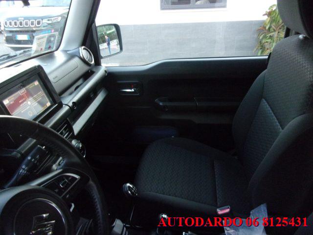 SUZUKI Jimny 1.5 5MT Top
