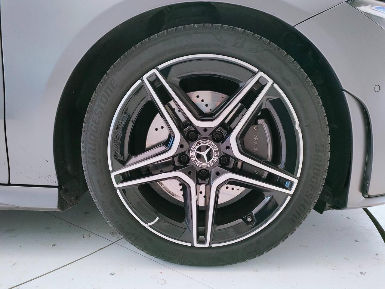 Mercedes-Benz CLA Coupe - C118 - CLA Coupe 200 d Premium auto