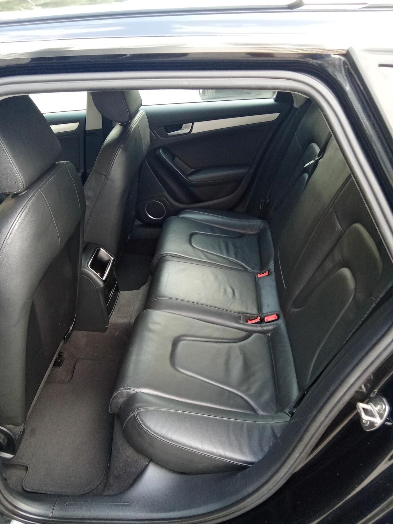 Audi A4 allroad 2.0 TDI F.AP. 12/09