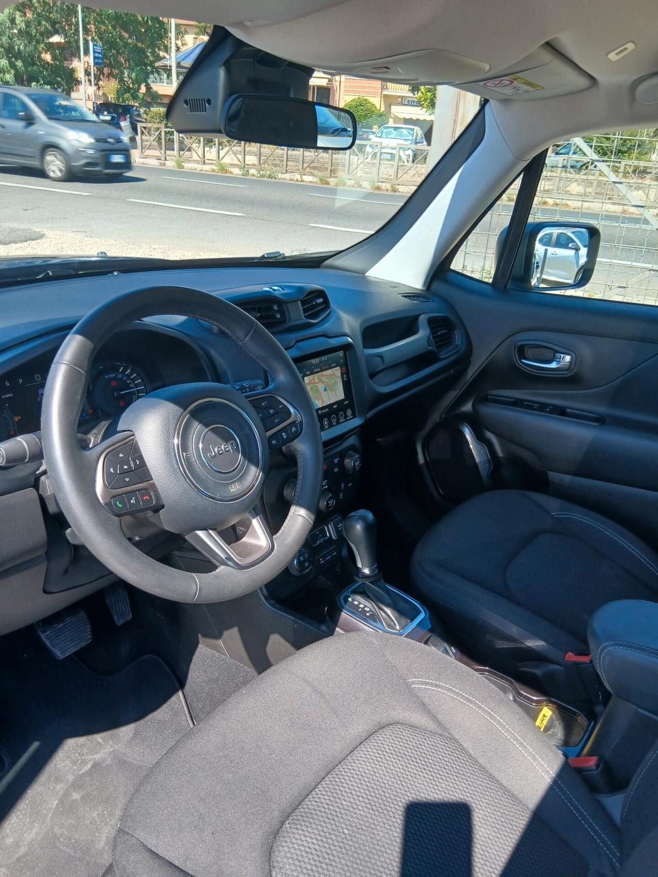 Jeep Renegade 1.3 T4 190CV PHEV 4xe AT6 Business Plus