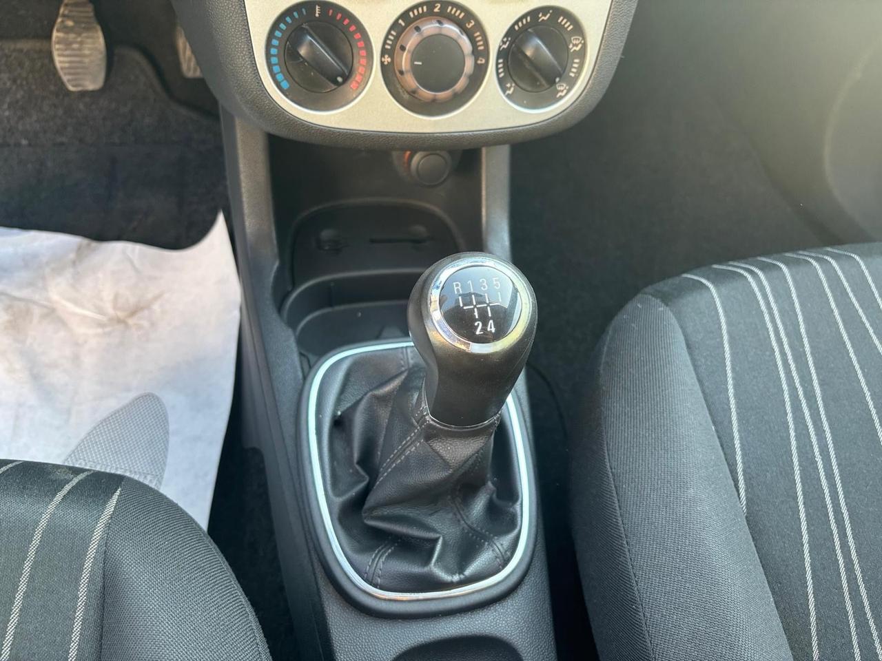 Opel Corsa 1.0 benzina 3 porte