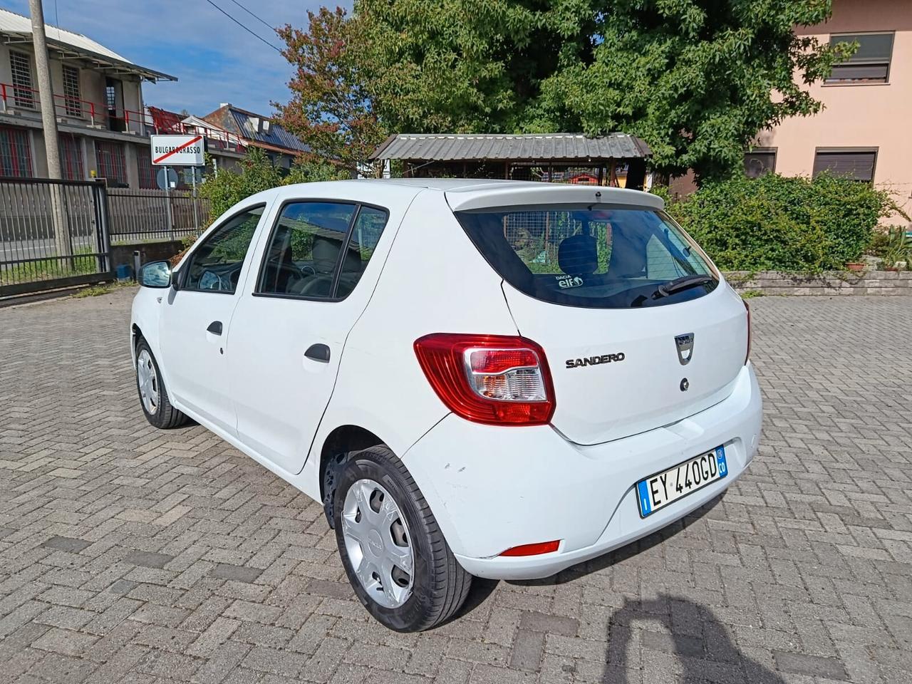 Dacia Sandero 1.2 75CV