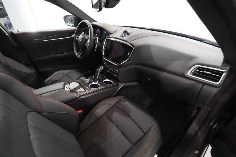 Maserati Ghibli Modena Ultima SQ4 430 CV