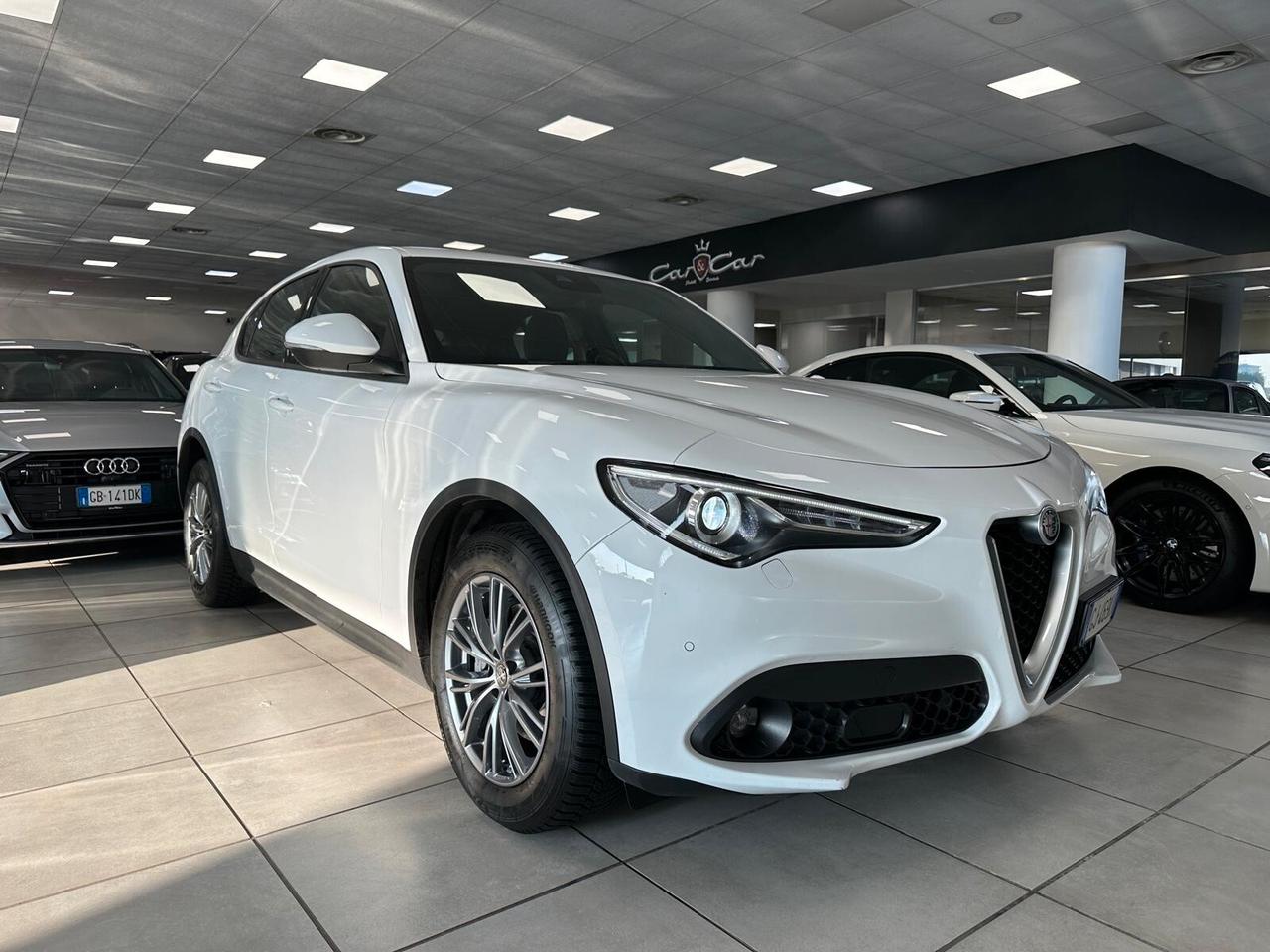 Alfa Romeo Stelvio 2.2 Turbodiesel 160 CV AT8 RWD