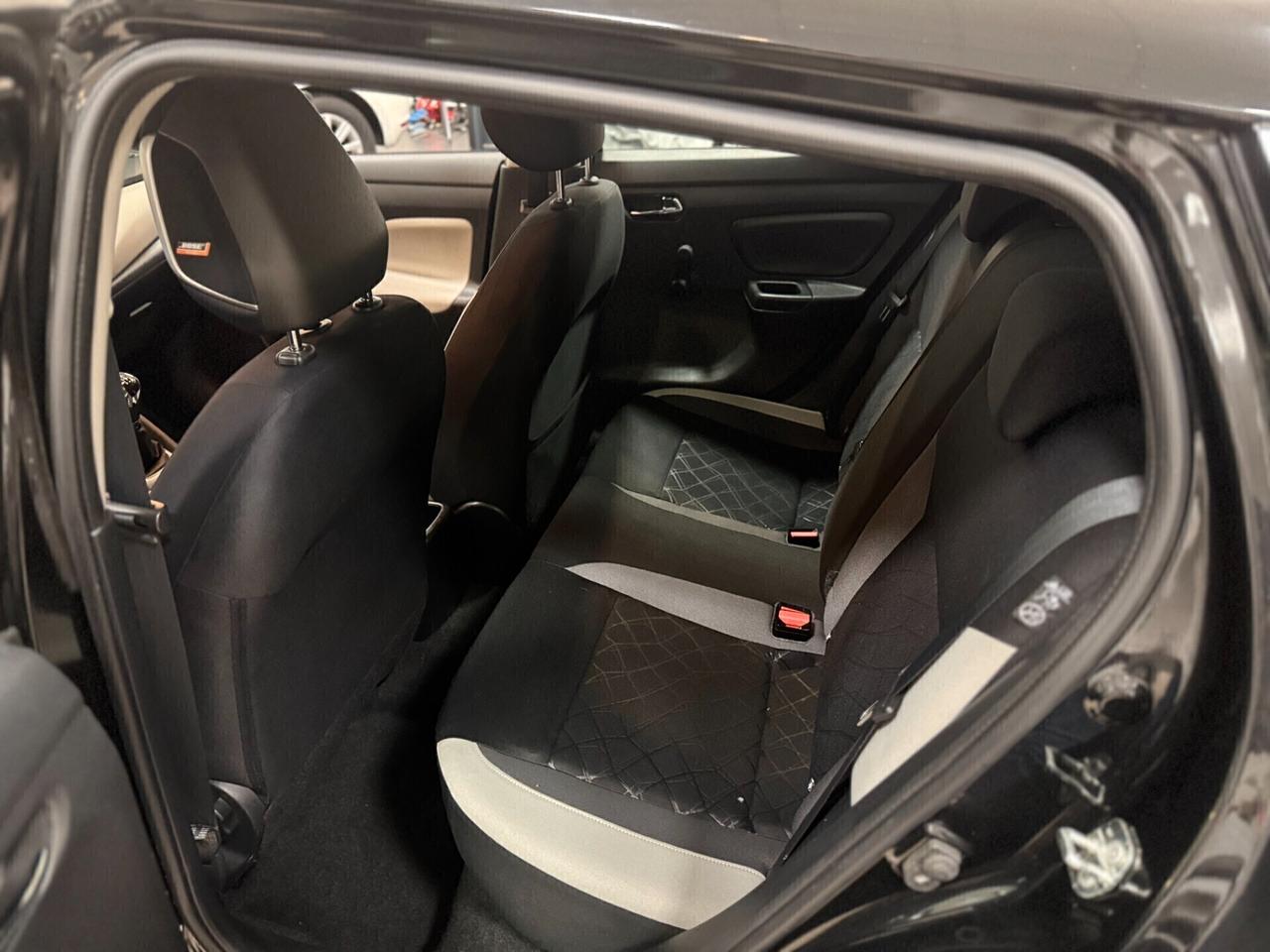 Nissan Micra dCi 90CV 5 porte Visia+