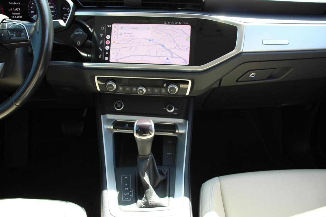 Audi Q3 40 2.0 tdi Business quattro 200cv s-tronic