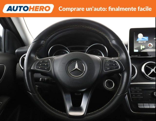 MERCEDES-BENZ A 200 d Automatic 4Matic Sport