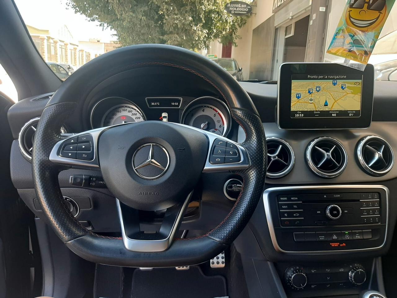 Mercedes-benz GLA 180 d Sport