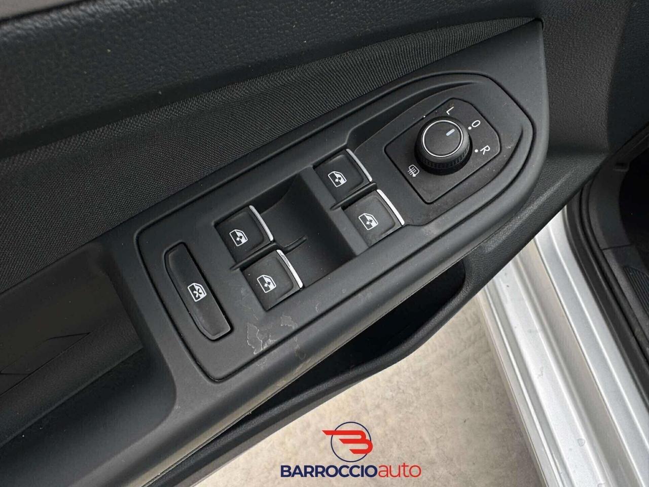 VW Golf 2.0 TDI 115 CV SCR Life-2021