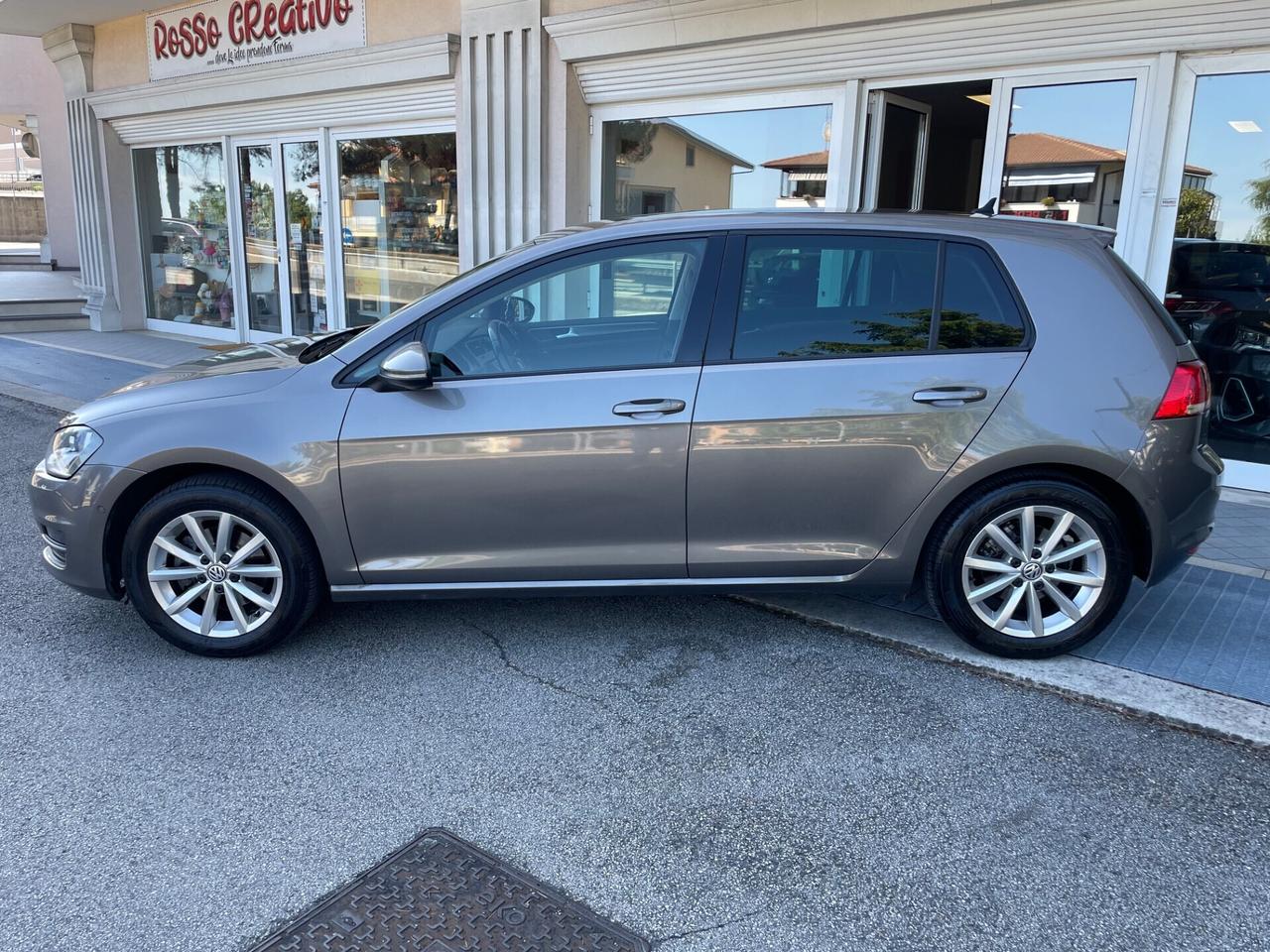 VOLKSWAGEN GOLF 1.6 TDI 110 CV DSG 5P LOUNGE