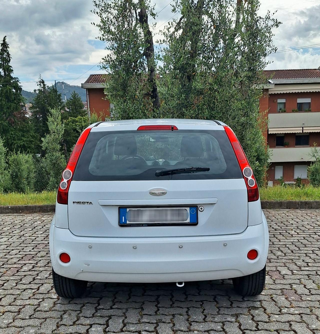 Ford Fiesta 1.2 benzina - 5 Porte - Meccanicamente Perfetta