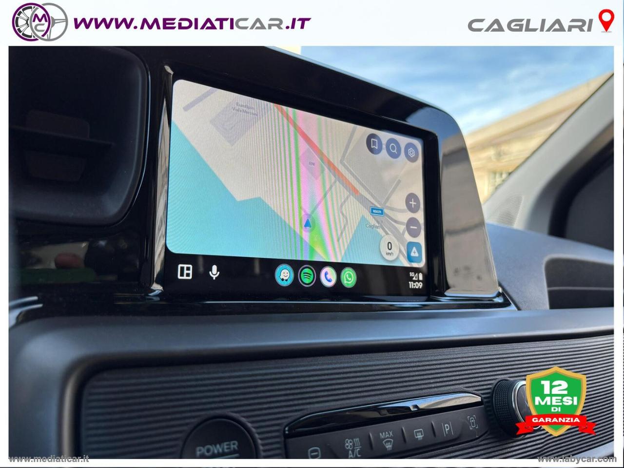 FORD Tourneo Courier 1.0 EcoBoost Titanium