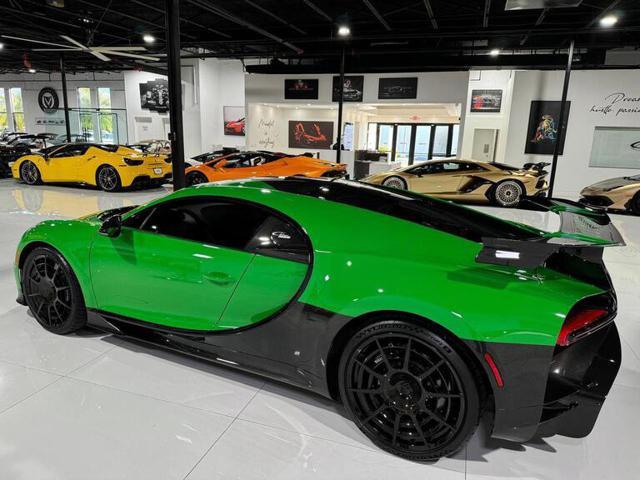 BUGATTI Chiron CHIRON PUR SPORT 8.0 W16 1500HP "1 OF 60"