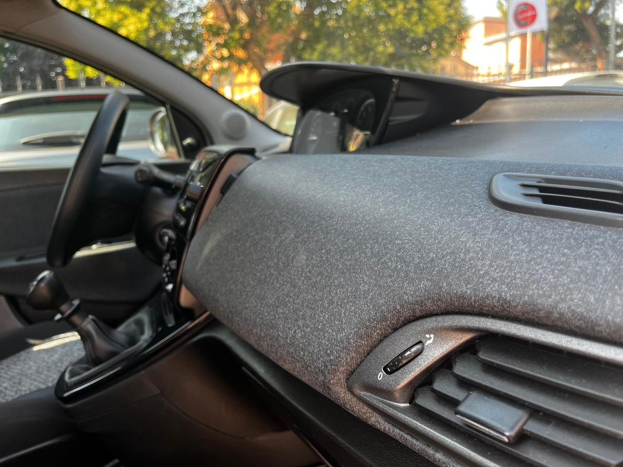 Lancia Ypsilon 1.2 69 CV 5 porte GPL Ecochic Elefantino Blu