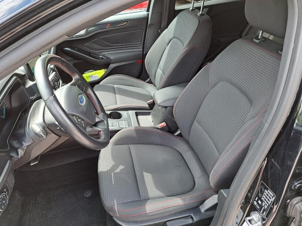 Ford Focus berlina 1.5 TDCi 120 CV Start&Stop Powershift ST Line
