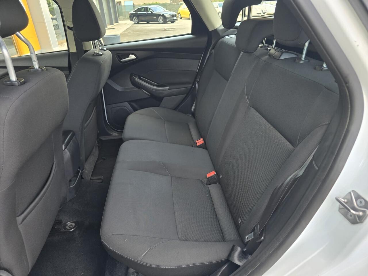 Ford Focus 1.5 TDCi 120 CV SW Titanium AUTOCARRO 4 POSTI