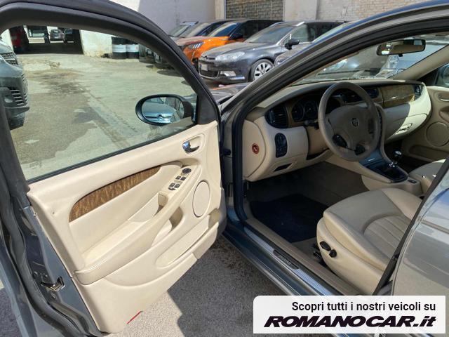 JAGUAR X-Type 2 litri V6 24V cat Executive