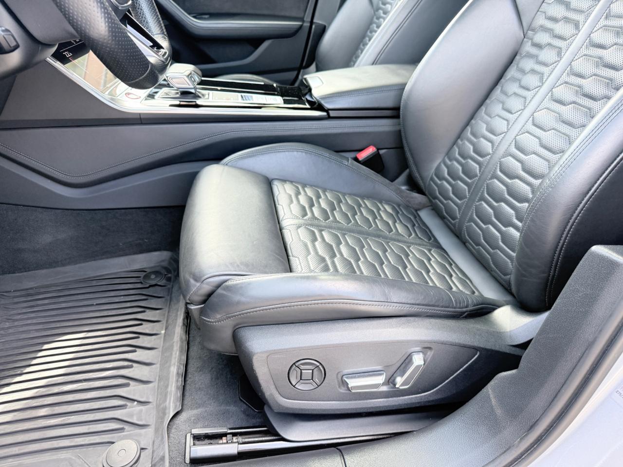 Audi RS6 Avant 4.0 TFSI V8 quattro tiptronic