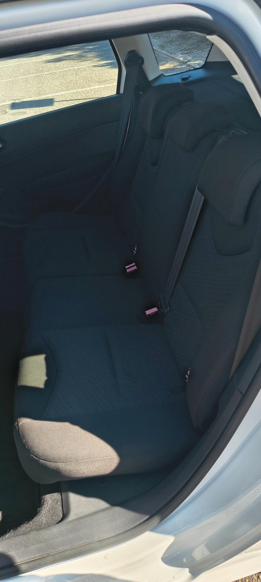 Peugeot 308 1.6 8V e-HDi 115CV Stop&Start SW Business