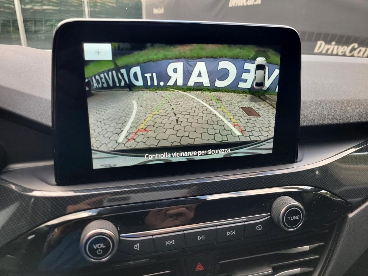 Ford Kuga 2.0 D ST-LINE AUT. CARPLAY FULL-LED NAVIGATORE