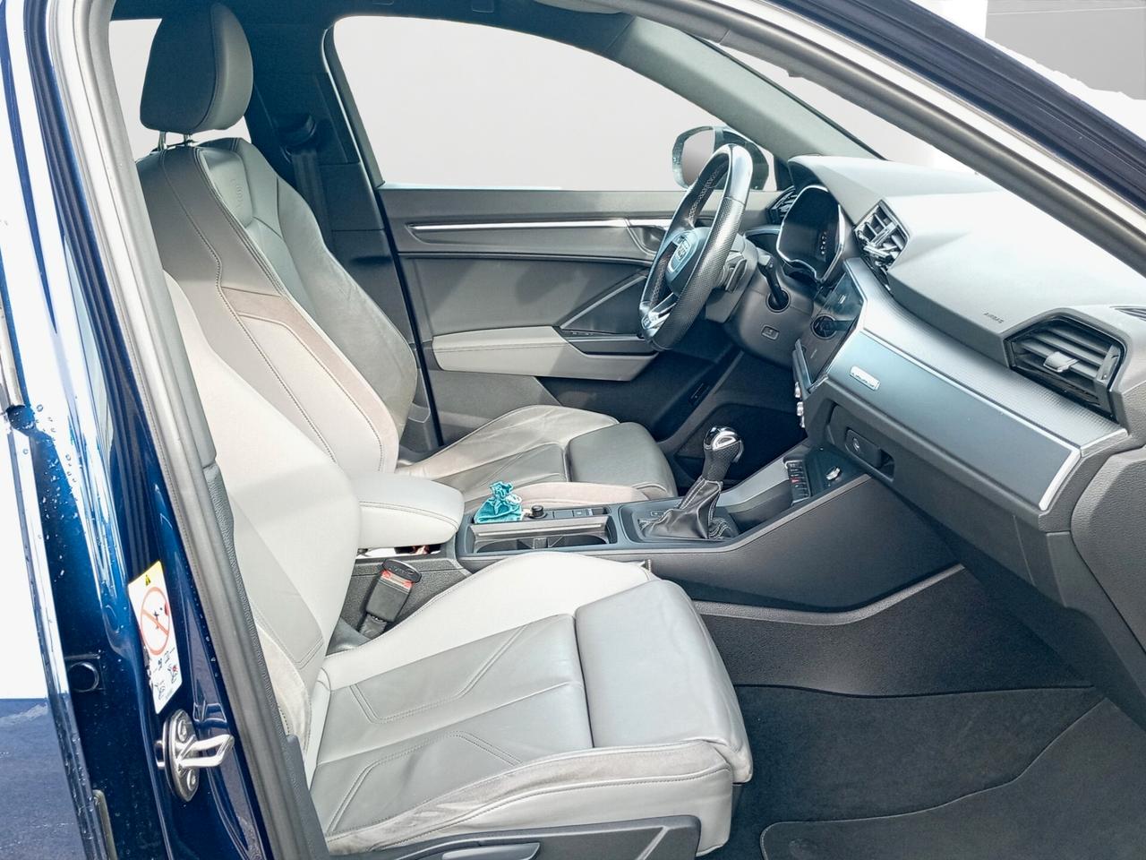 Audi Q3 SPORTBACK 40 TDI S LINE Coupè automatica Identity Black quattro