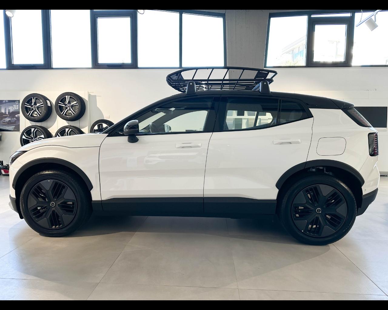 VOLVO EX30 Cross Country Ultra Twin Motor Performance