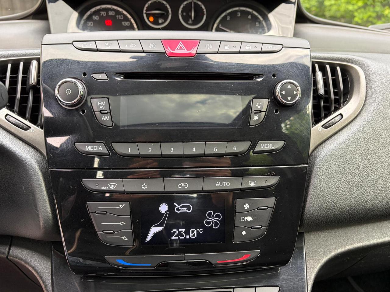 Lancia Ypsilon 1.2 Gpl 69CV Tetto Ecochic Platinum