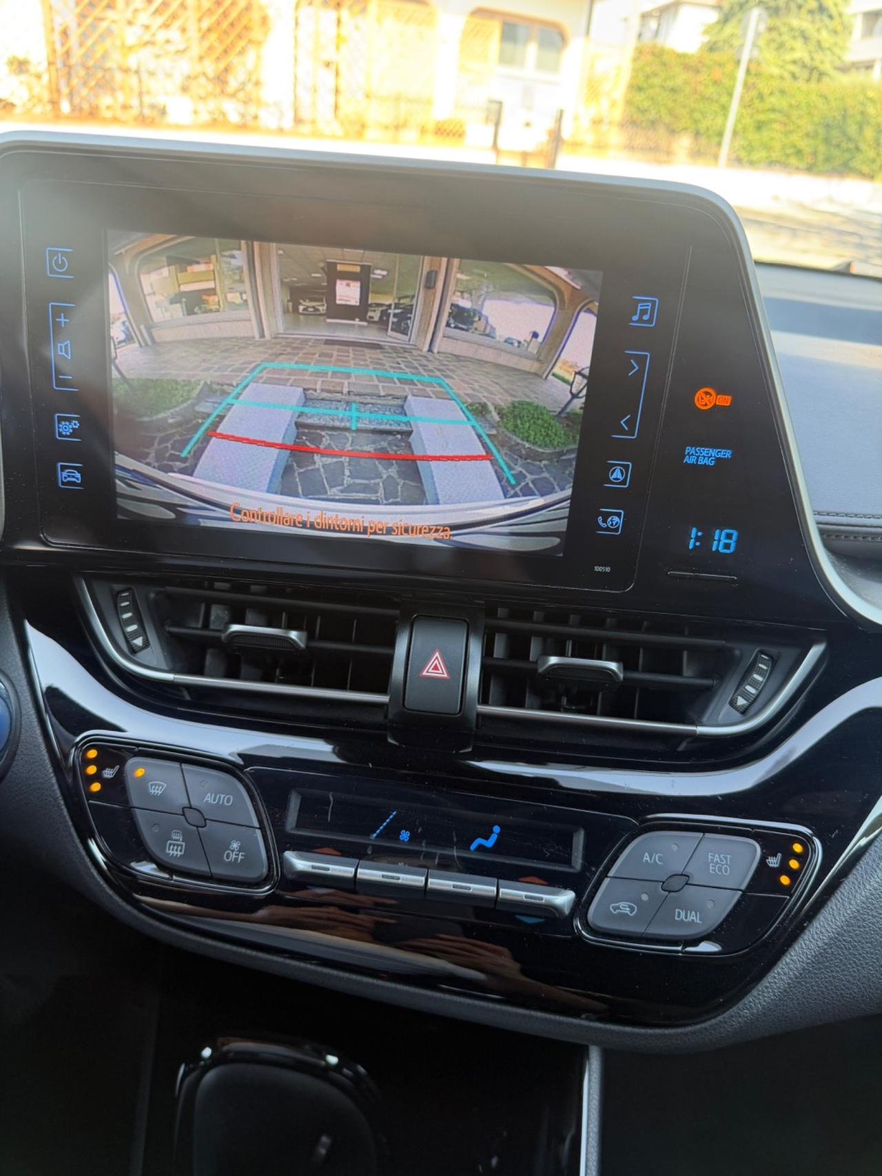 Toyota C-HR 1.8 Hybrid E-CVT Lounge