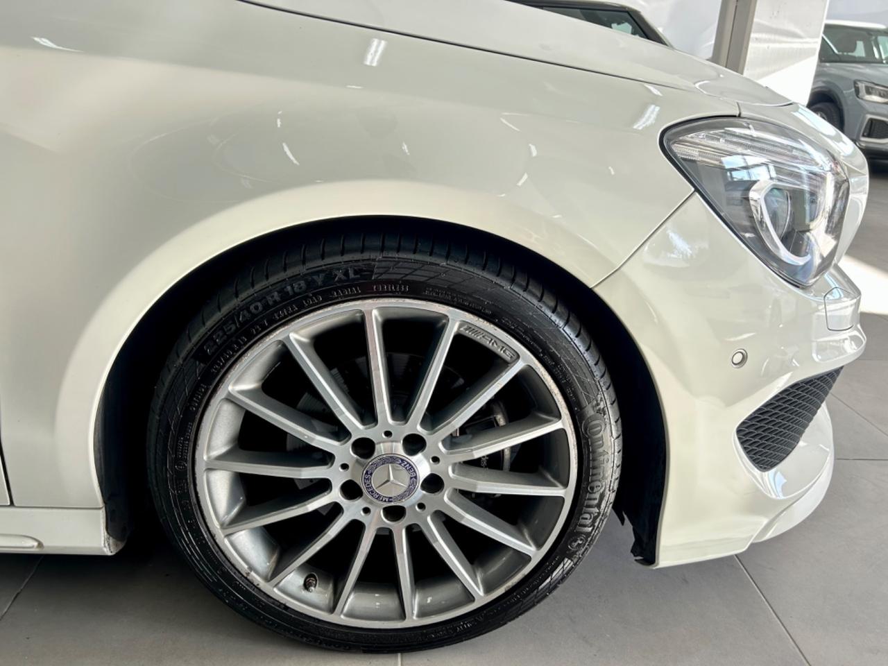 Mercedes CLA 200 Premium AMG TETTO FULL
