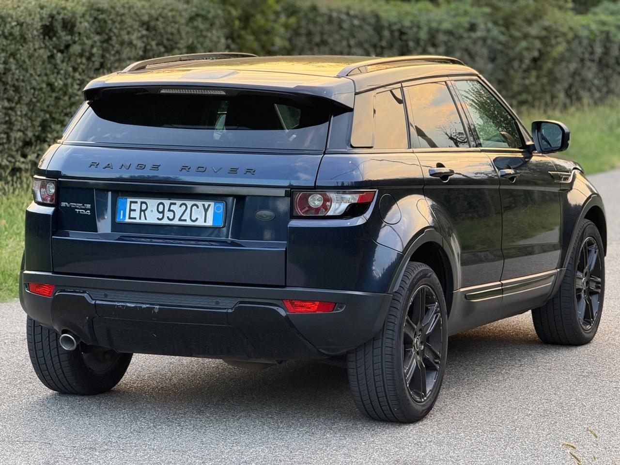 Land Rover Range Evoque 2.2 Sd4 5p. Pure