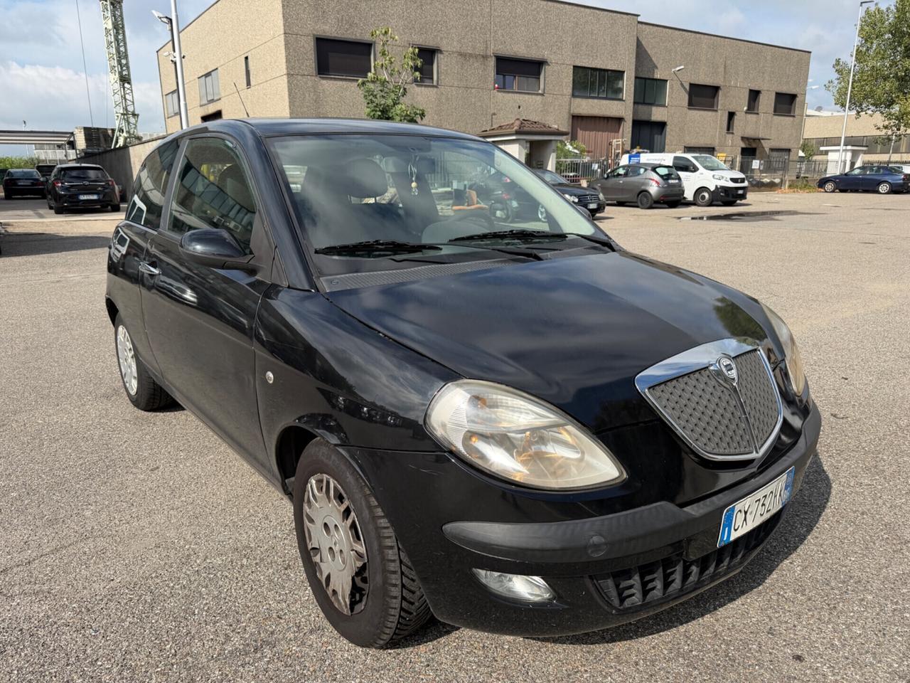 LANCIA YPSILON 1.2 44KW EIRO4 COMERCIANTI