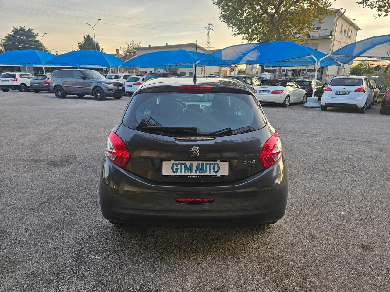 Peugeot 208 1.2 VTi 82 CV - Neopatentati