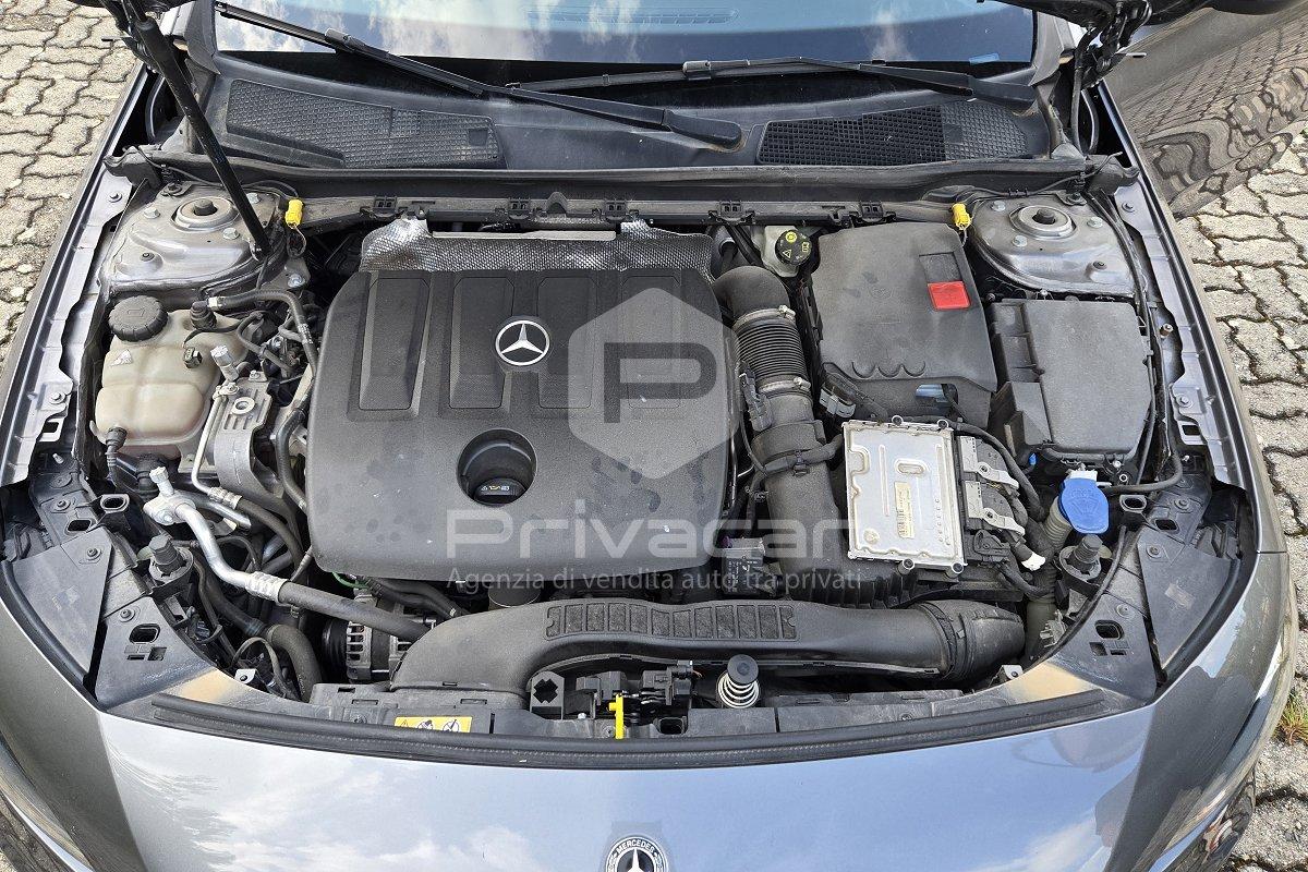 MERCEDES A 180 d Automatic Business Extra