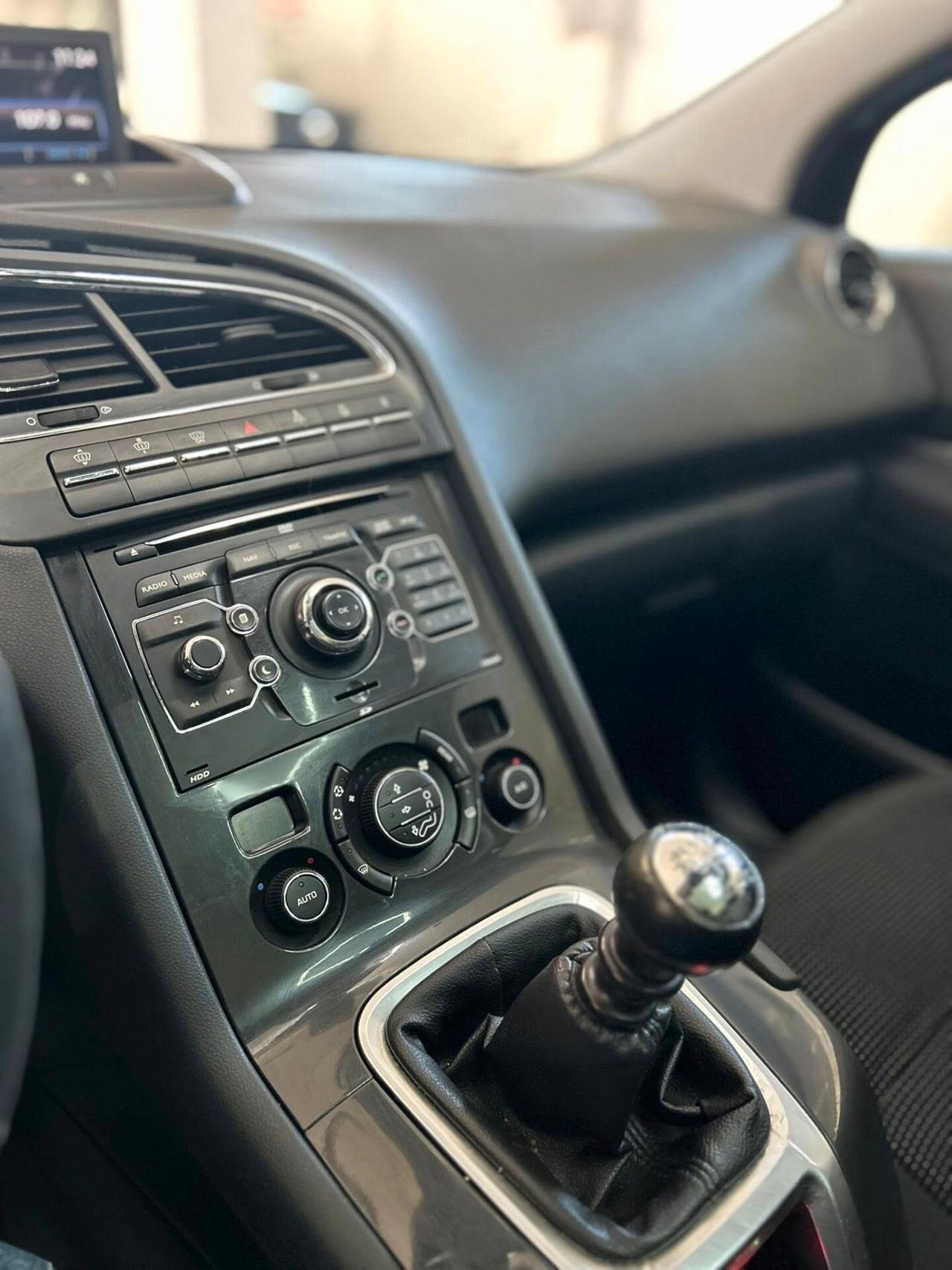 Peugeot 5008 2.0 HDi 150CV 7POSTI DISTR NUOVA-2011