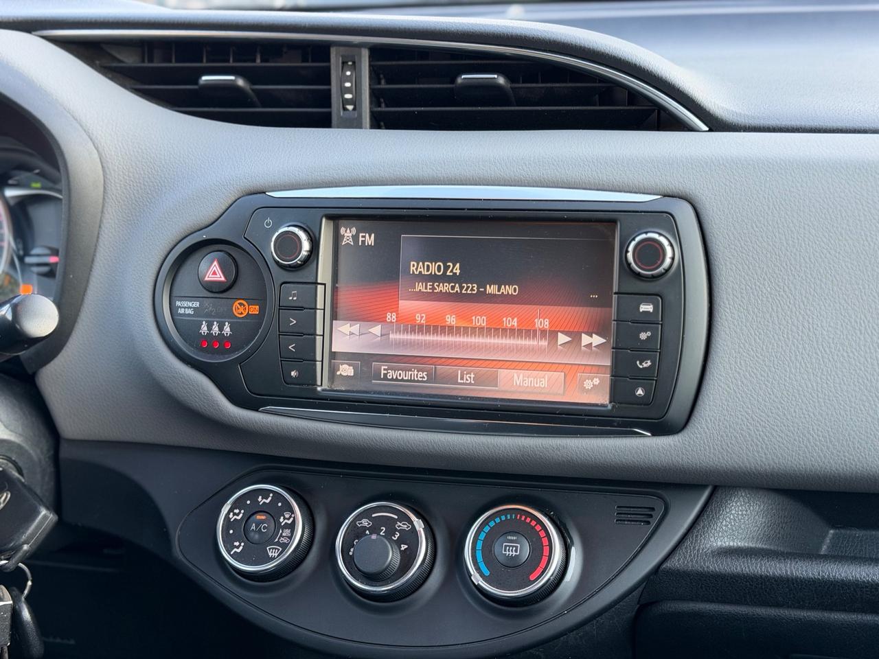 Toyota Yaris 1.0 5PORTE Lounge 2015 EURO6