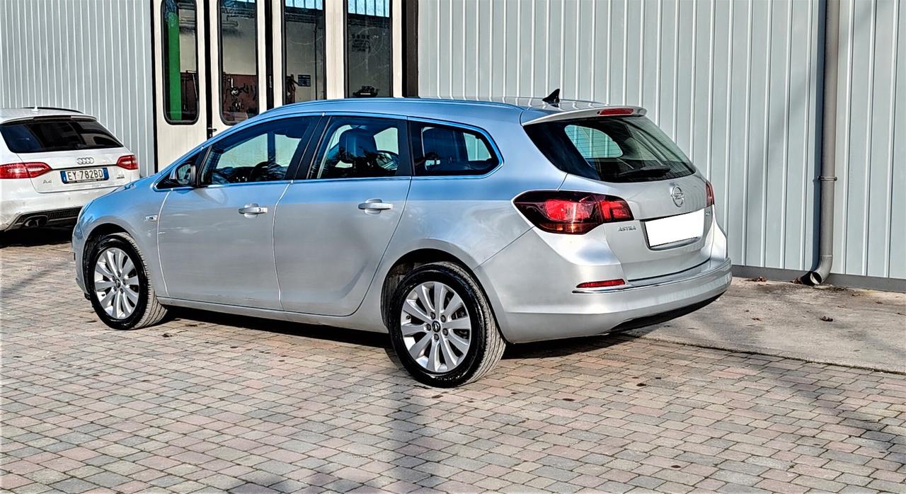 Opel Astra 1.6 CDTI 136CV S&S Sports Tourer Cosmo 2015