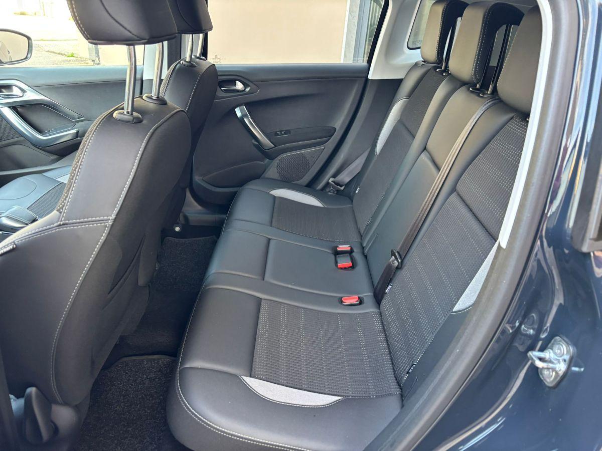 PEUGEOT 2008 1.2 VTi 82 CV Allure