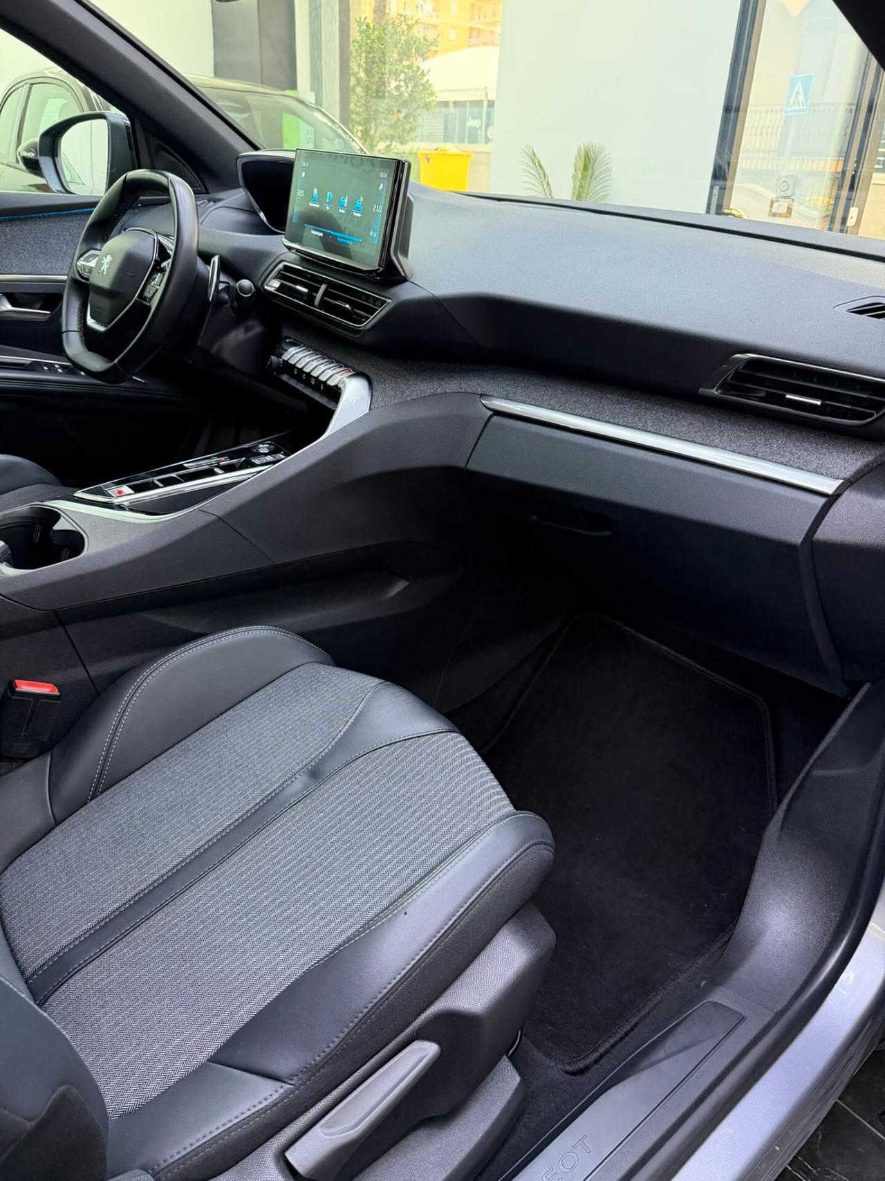 Peugeot 3008 1.5 diesel BlueHDi 130 CV S&S EAT8 Allure Pack