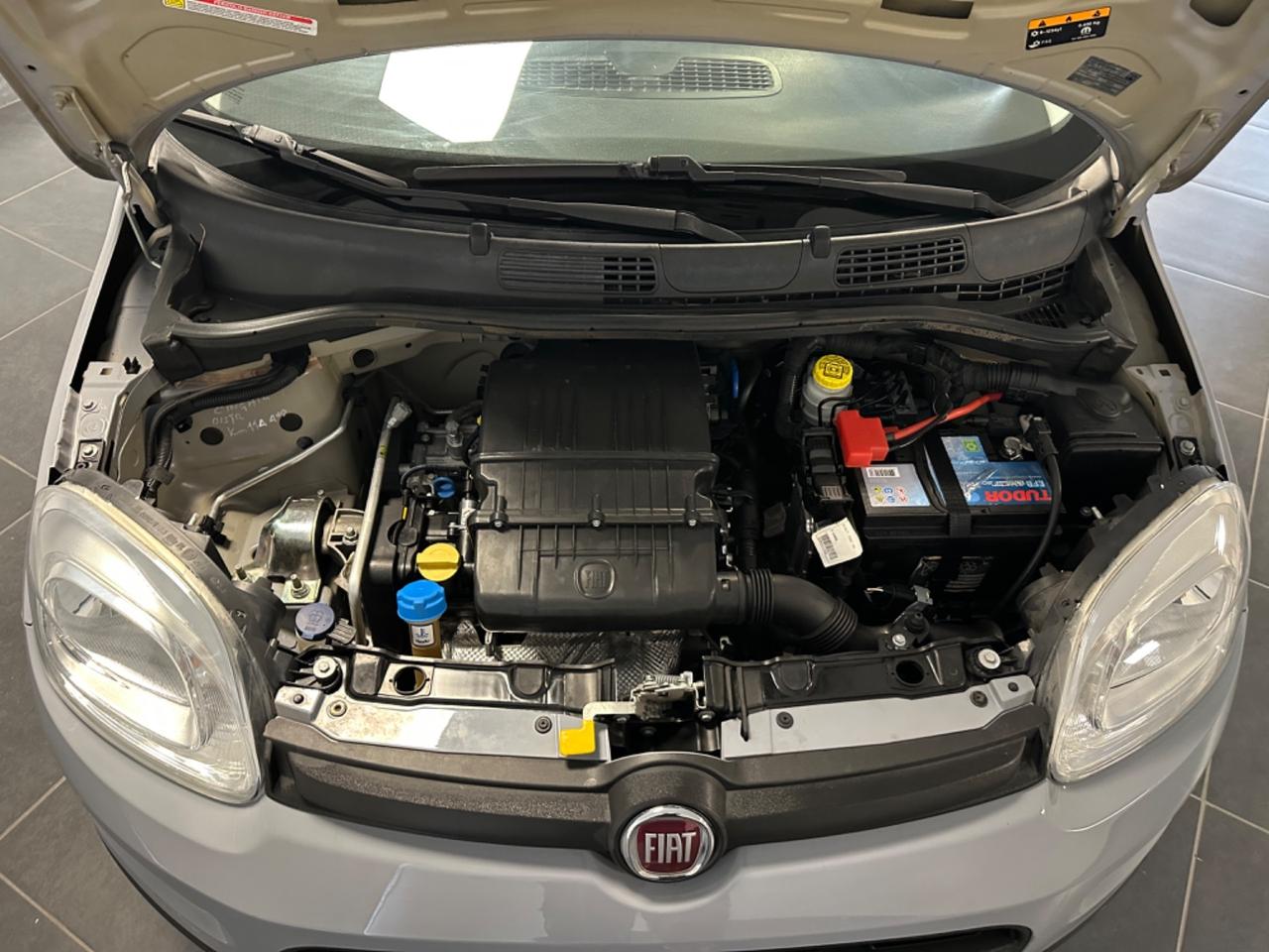 FIAT PANDA LOUNGE 1.2 NEOPATENTATI 69CV P.CONSEGNA