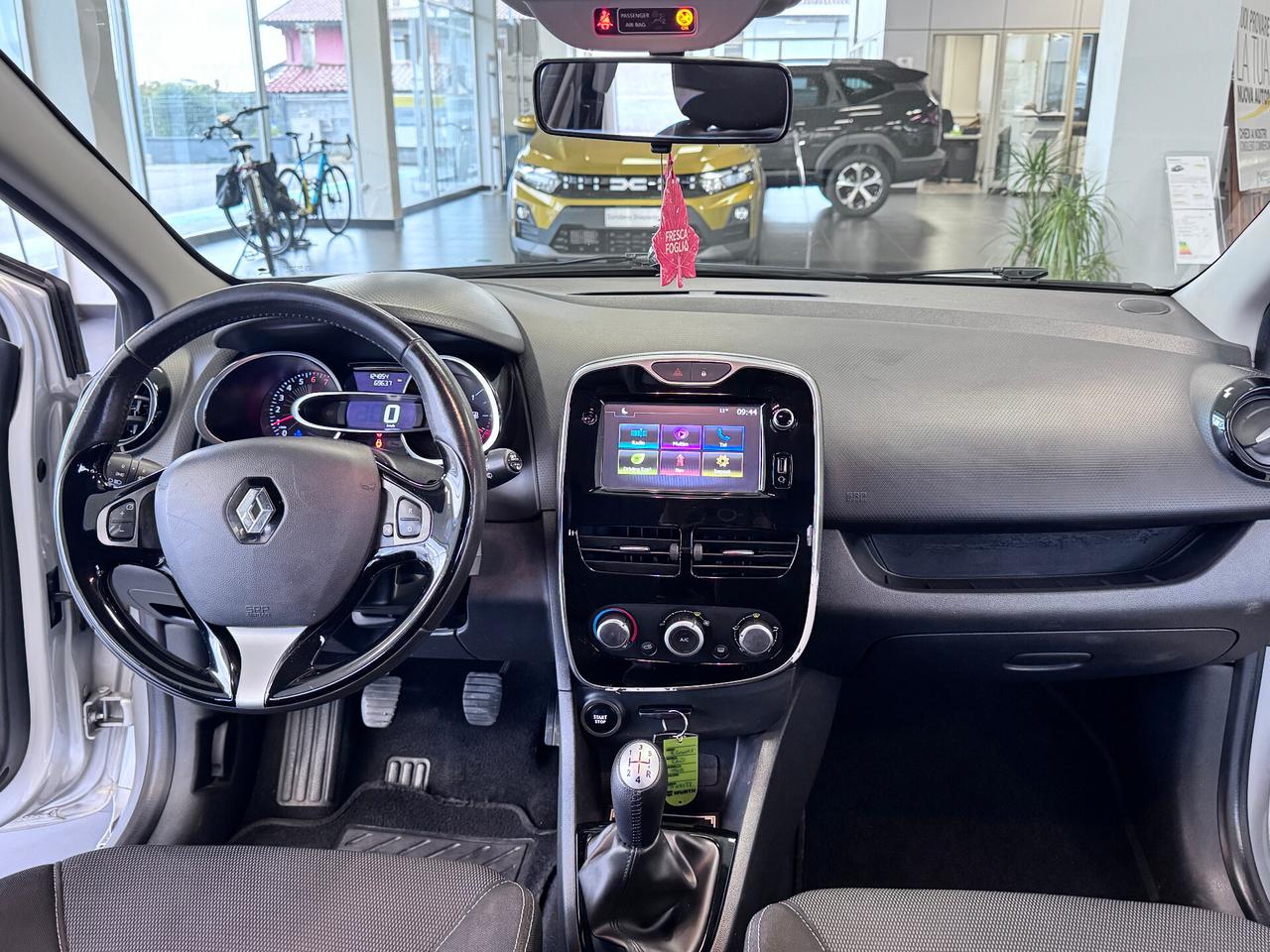 Renault Clio 1.2 75 CV 5 porte Duel