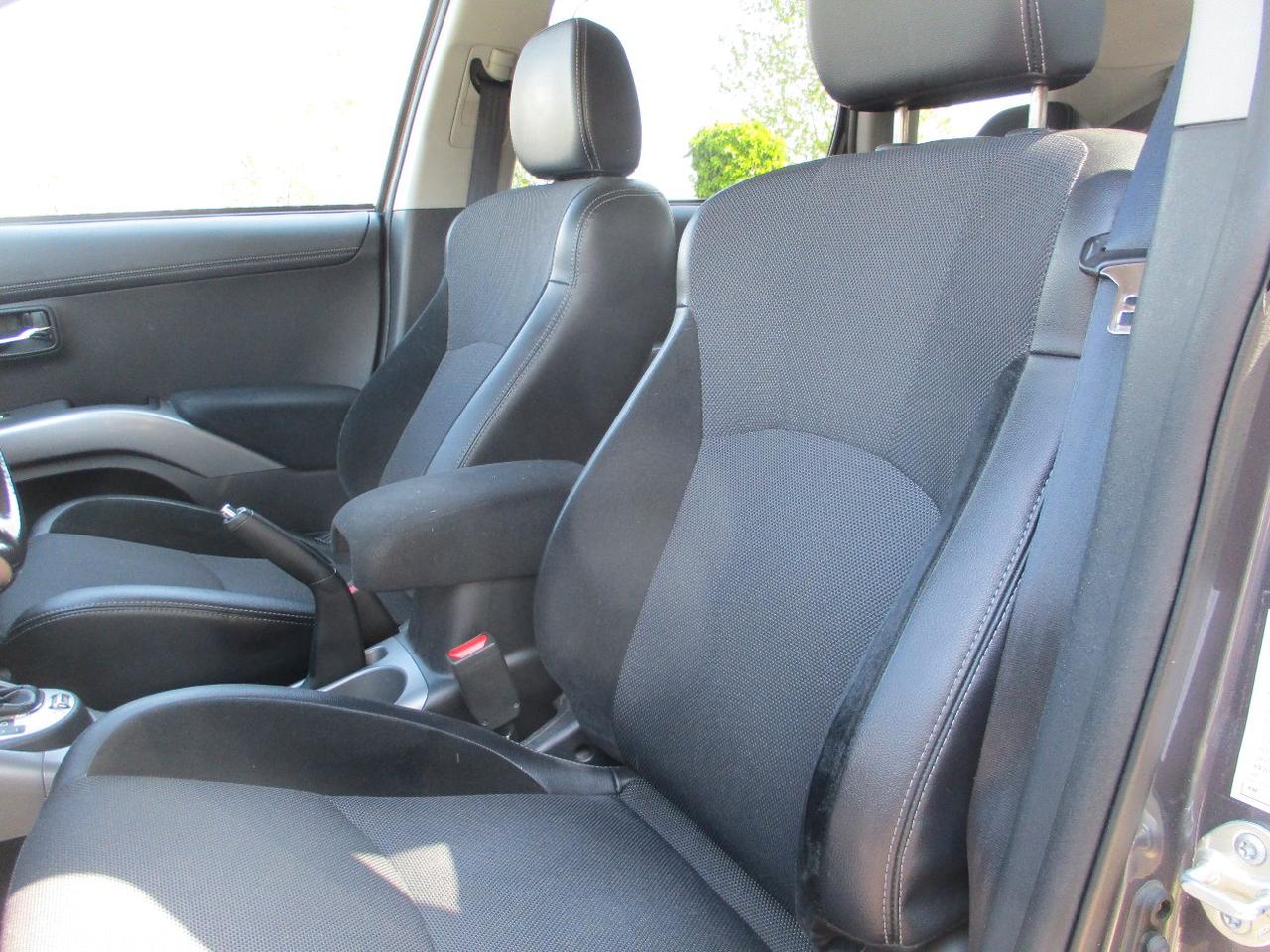 Mitsubishi Outlander 2.2 di-d Instyle 7P tc-sst - Camera/4Stagioni