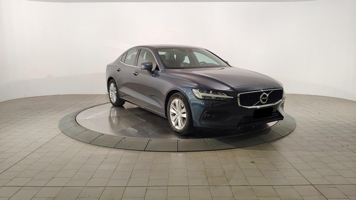 VOLVO S60 B4 Mild Hybrid Geartronic Momentum Business Pro