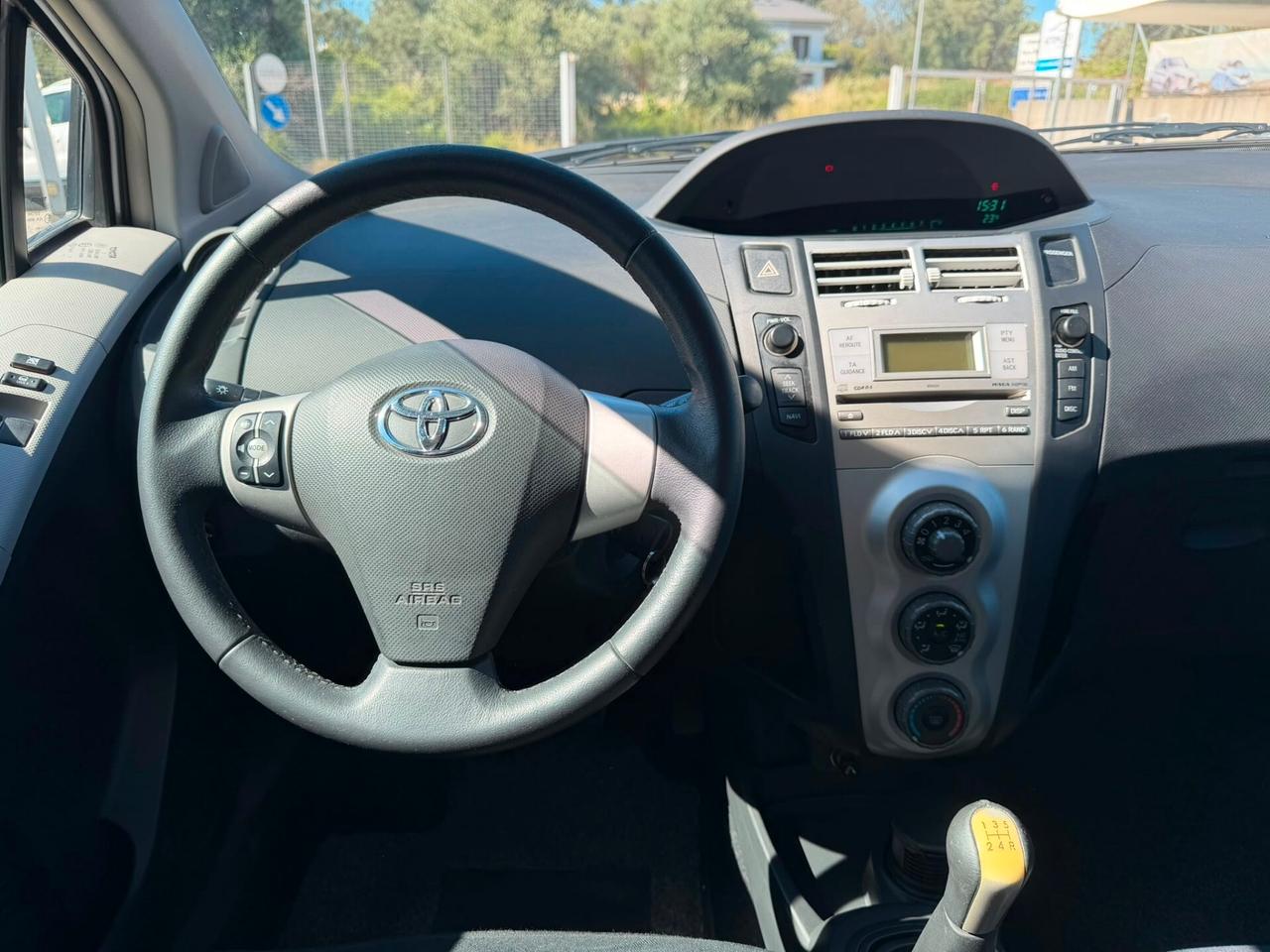 Toyota Yaris 1.0 5 porte Sol