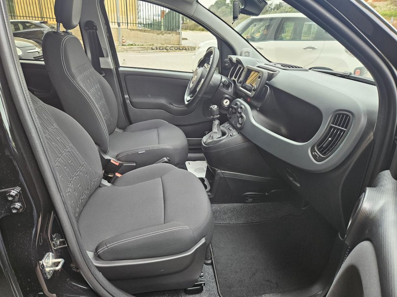 Fiat Panda CROSS 1.0 Hybrid 4200km