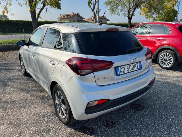 HYUNDAI i20 1.2 5 porte Econext Connectline OK NEOPATENTATI !